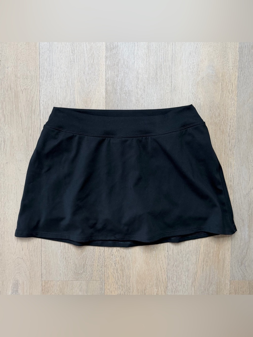 Gilly hicks mini athletic skort- small